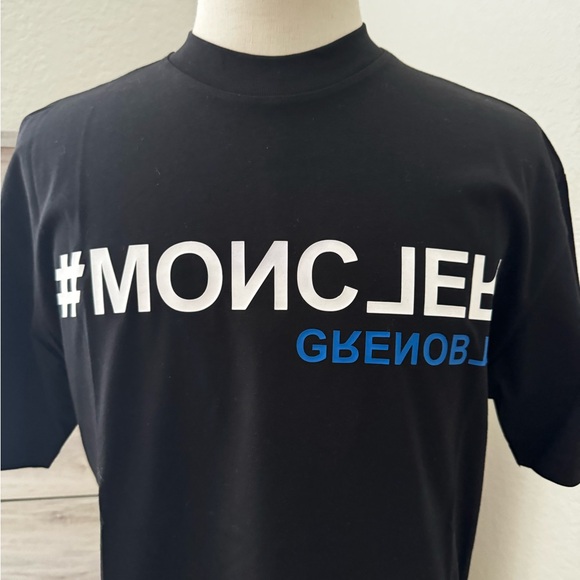 Moncler tshirt - Picture 3 of 11